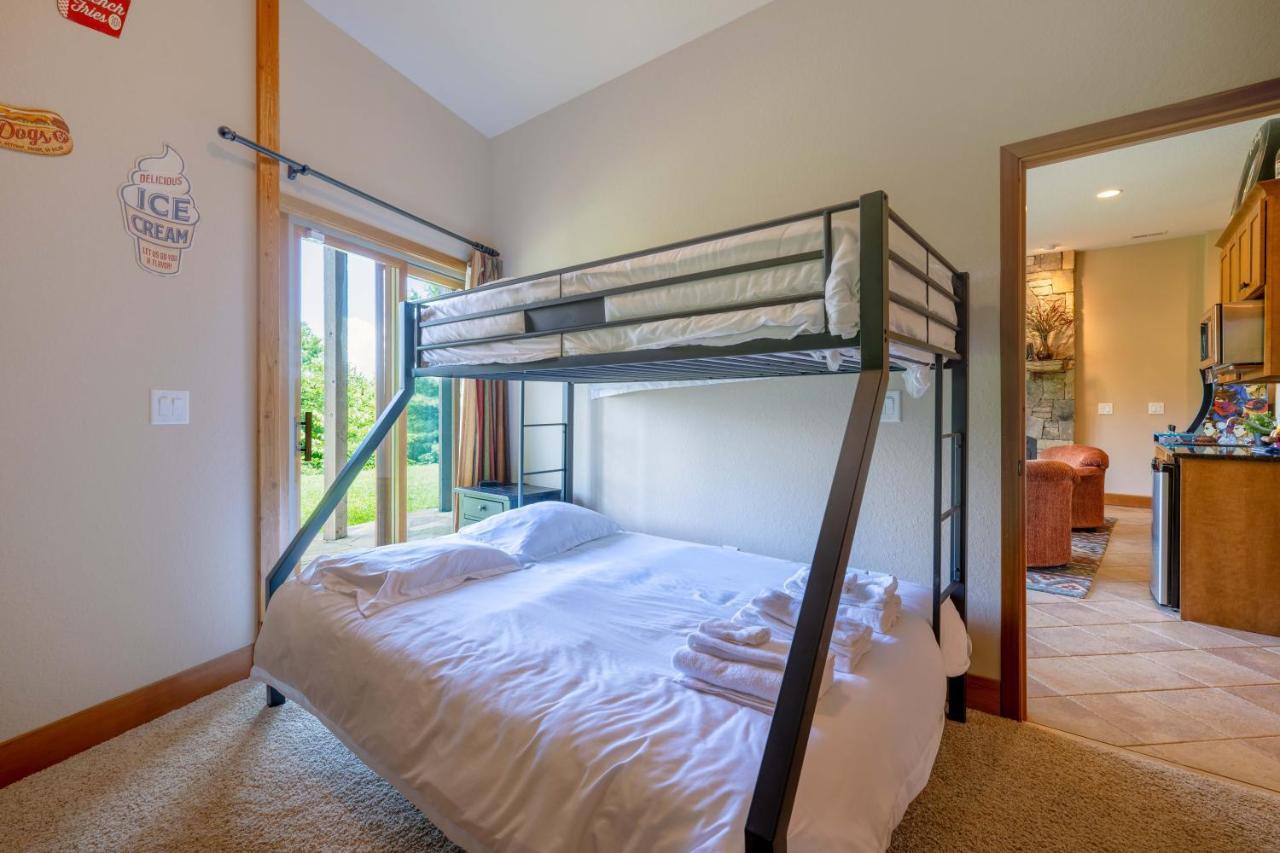 --Mountain Chalet Getaway With Breathtaking View Next To Tail Of Dragon-- Robbinsville Esterno foto