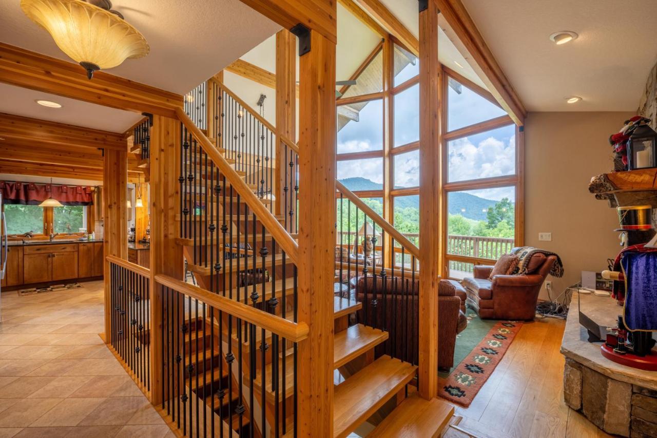 --Mountain Chalet Getaway With Breathtaking View Next To Tail Of Dragon-- Robbinsville Esterno foto